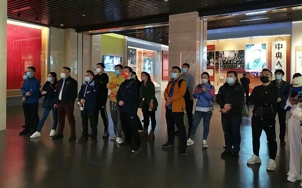 ZOBO卓邦黨支部丨參加由北京聲光視訊行業(yè)協(xié)會(huì)與中共北京商業(yè)服務(wù)業(yè)協(xié)會(huì)第三聯(lián)合黨委組織的黨史學(xué)習(xí)教育主題黨日活動(dòng)