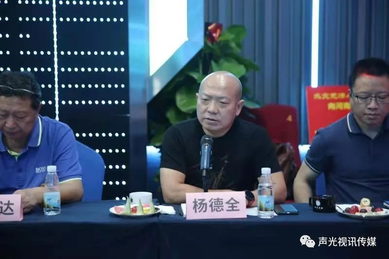 ZOBO董事長張新峰作為聲光視訊行業(yè)聯(lián)盟代表赴豫芒溫暖災區(qū)，傳遞愛心